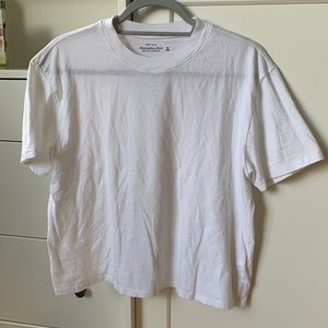 Abercrombie & Fitch White Essential Easy Tee